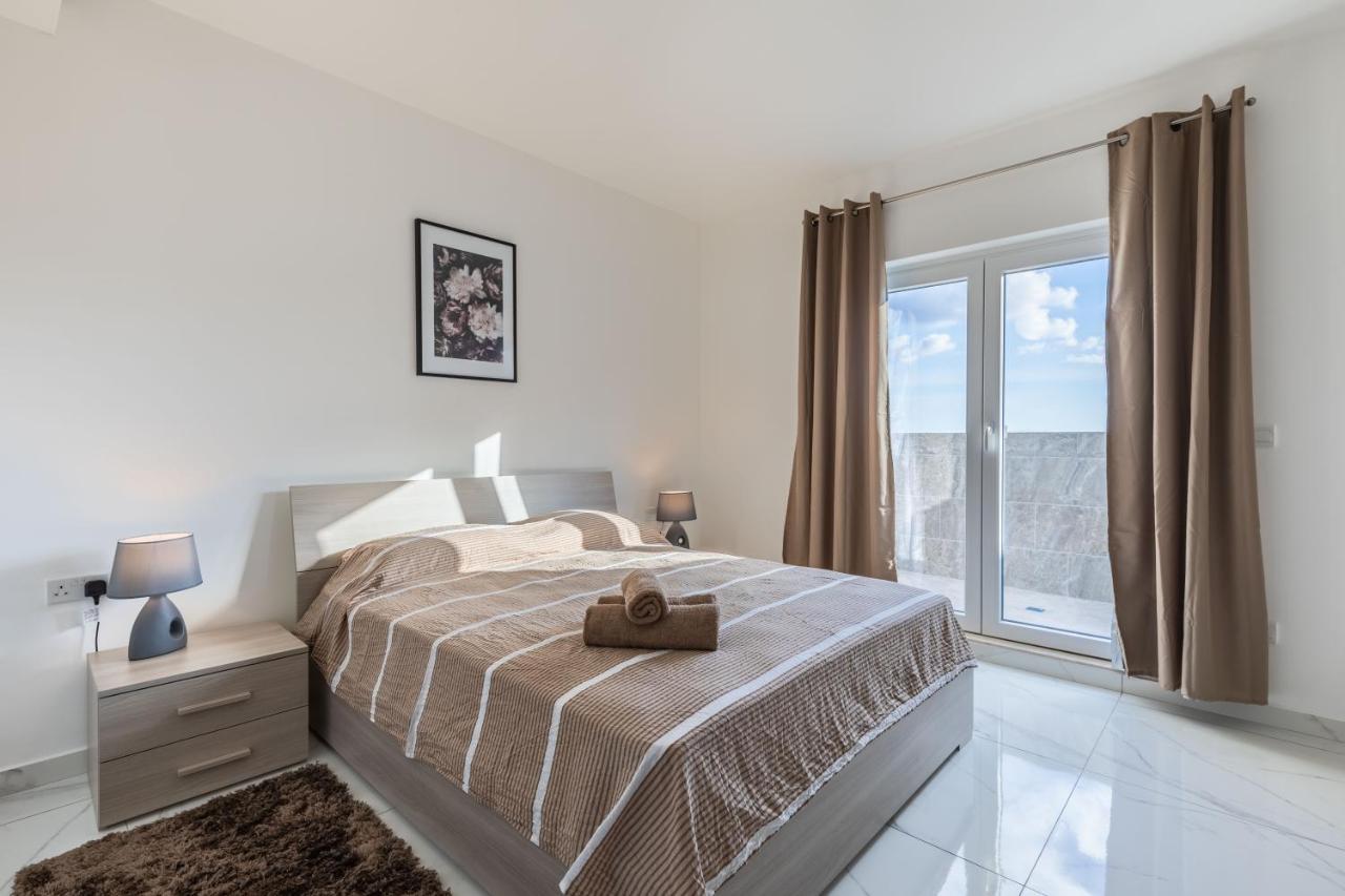 Terrace View-Stylish Two Bedrooms Fully Ac-Wifi Penthouse Мсида Экстерьер фото
