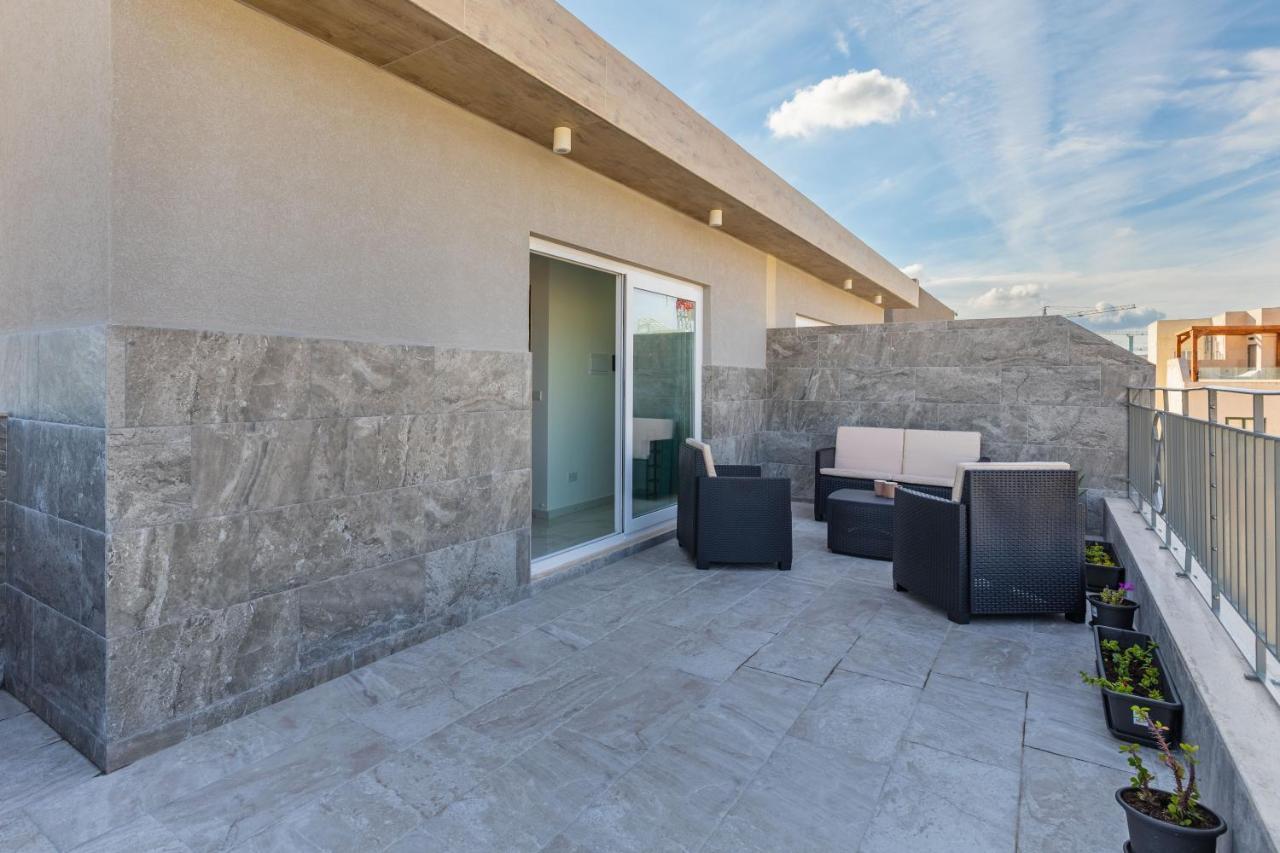 Terrace View-Stylish Two Bedrooms Fully Ac-Wifi Penthouse Мсида Экстерьер фото