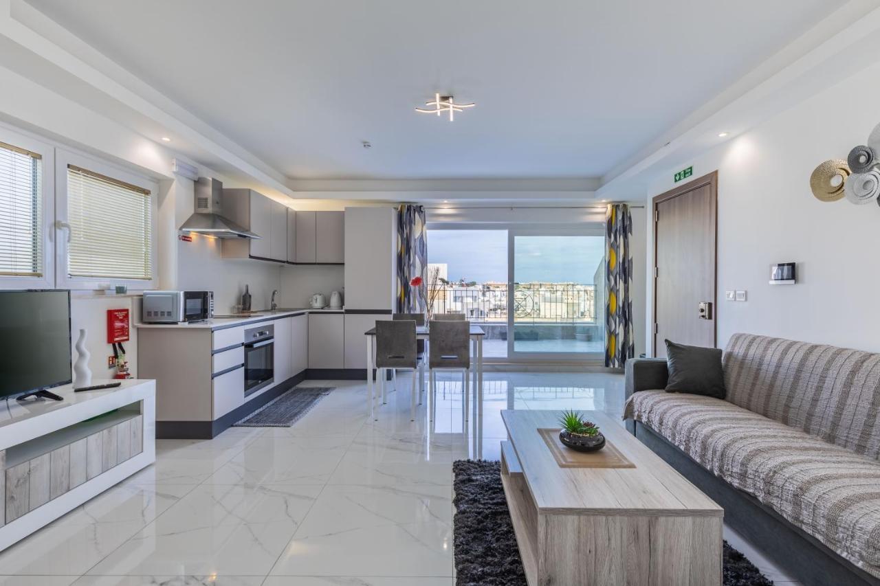 Terrace View-Stylish Two Bedrooms Fully Ac-Wifi Penthouse Мсида Экстерьер фото