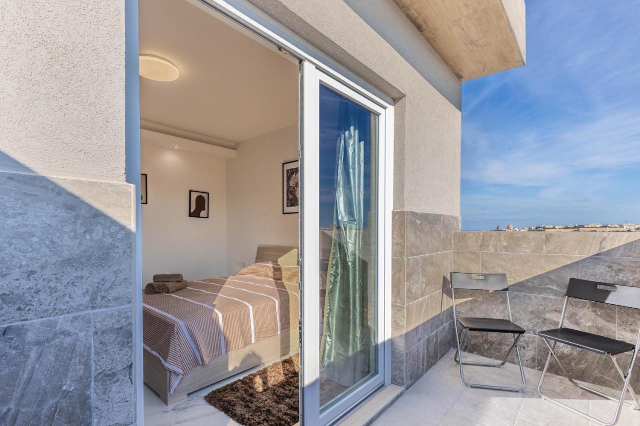 Terrace View-Stylish Two Bedrooms Fully Ac-Wifi Penthouse Мсида Экстерьер фото